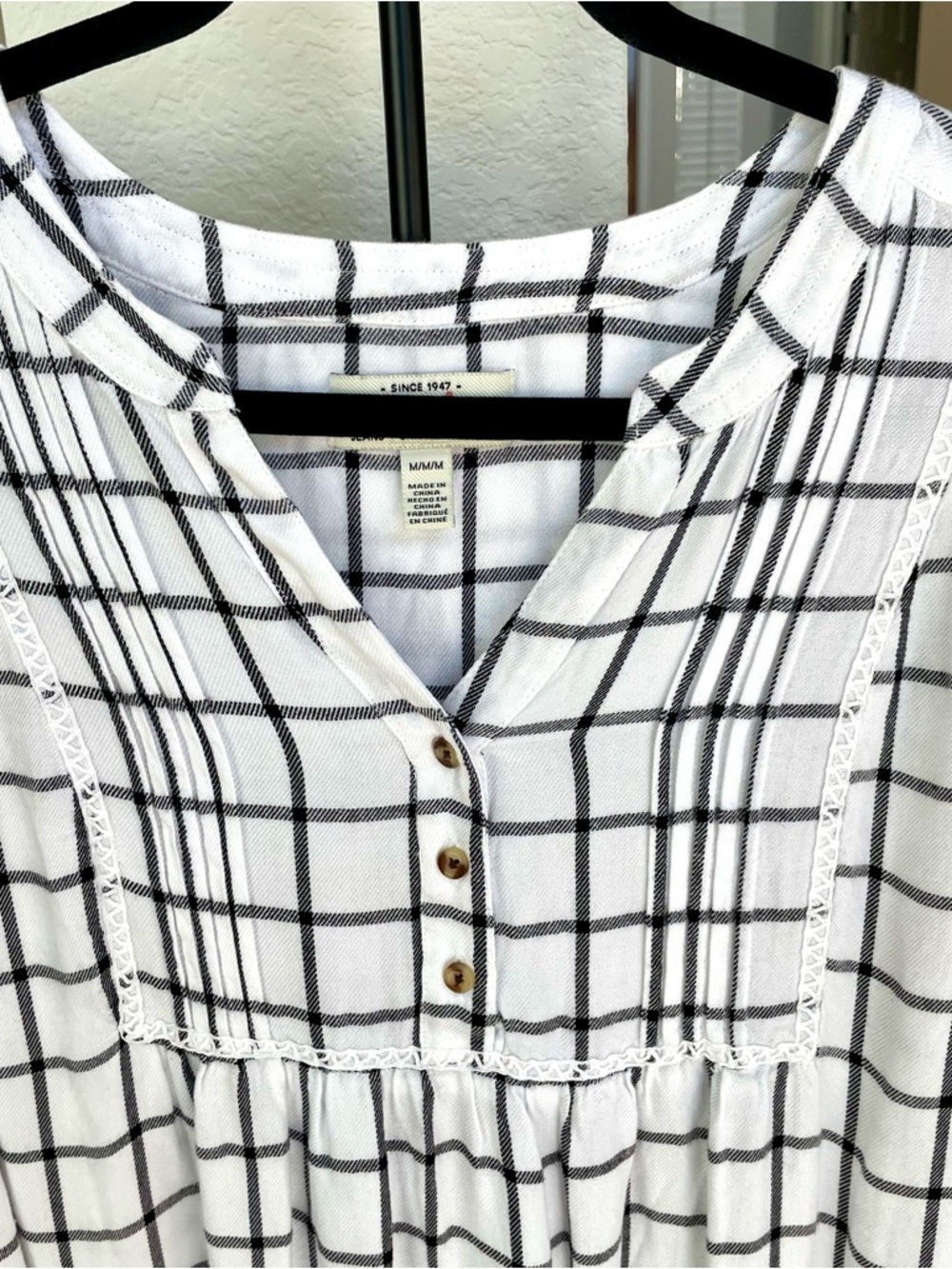 Wrangler Women’s Plaid Blouse Medium- Black & White Windowpane Pintuck Boho Top - Picture 2 of 13